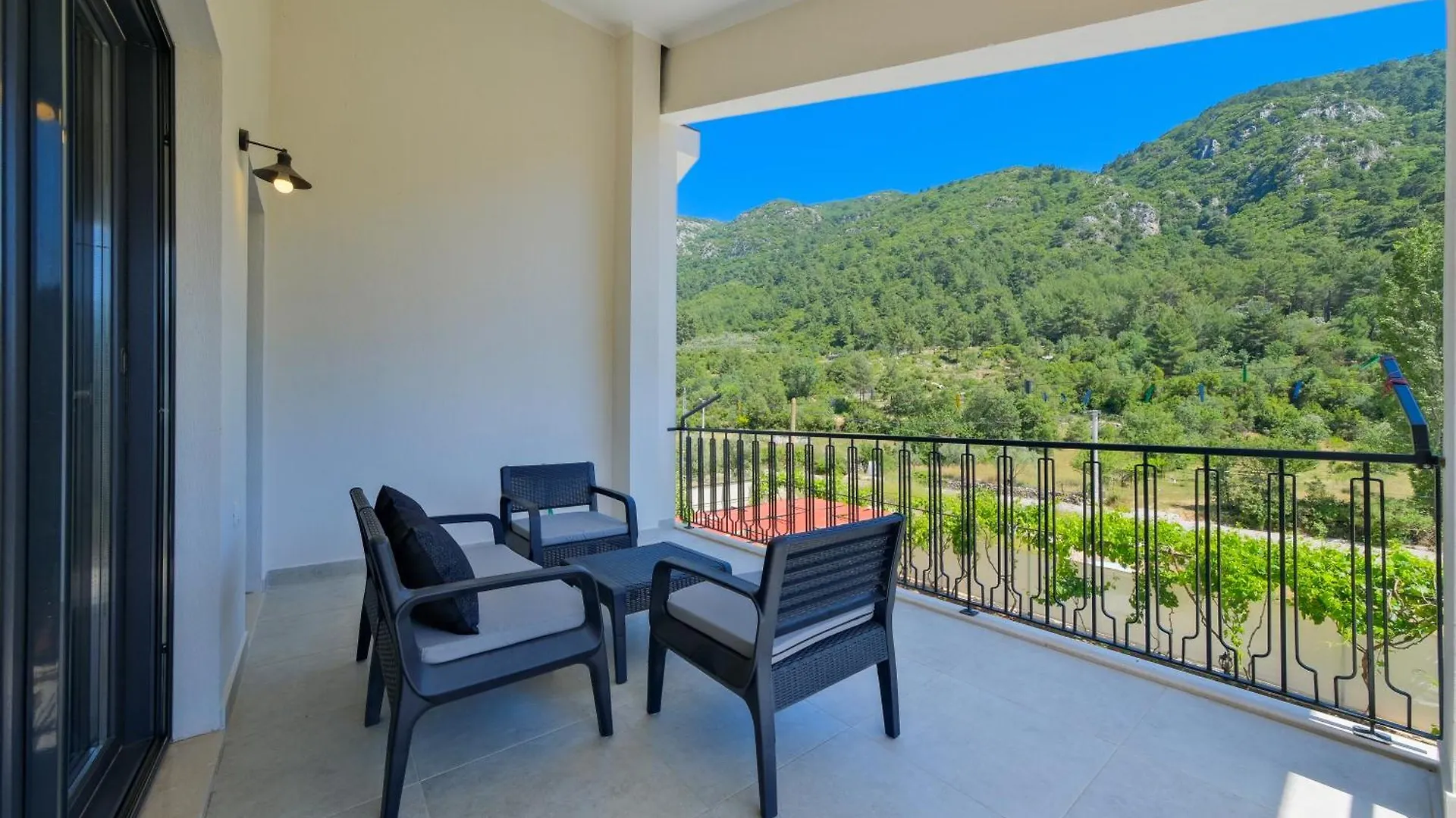 Villa Kizilbella 2, Lueks Havuzlu Korunakli Tas Villa Fethiye